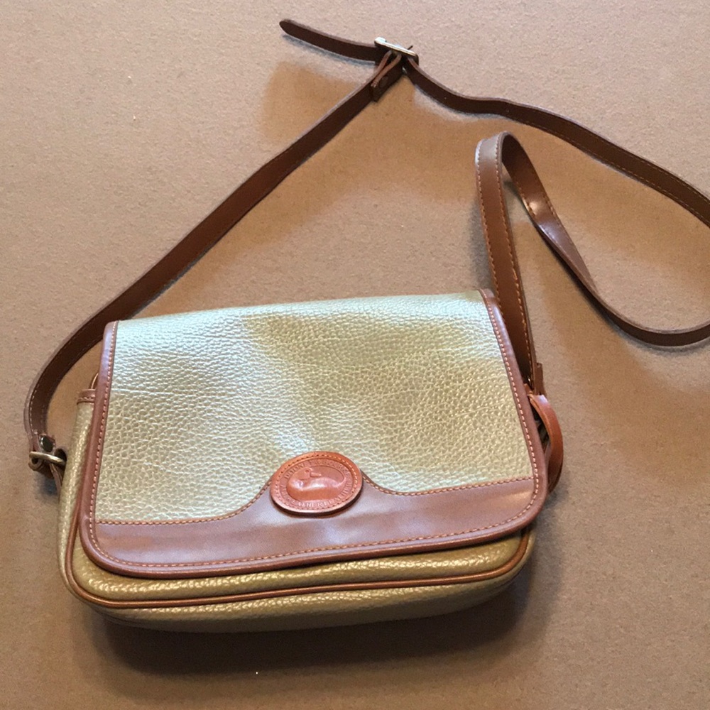 Dooney & Bourke purse